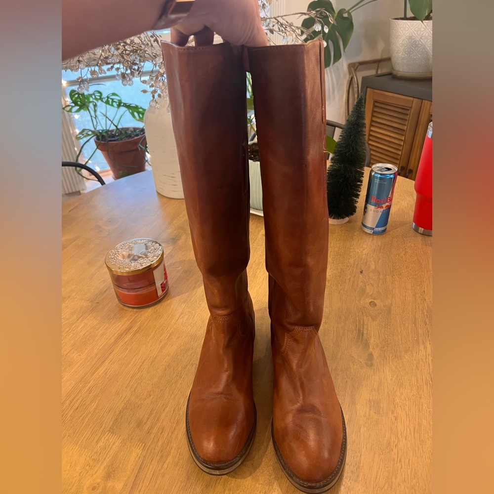 Steve Madden tall brown boots